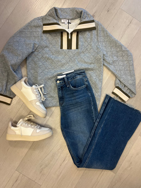 Quilted 1/2 Zip Collared Sweater