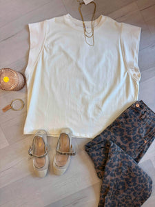 Perfect Basic Sleeveless Top Creme