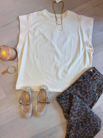 Perfect Basic Sleeveless Top Creme