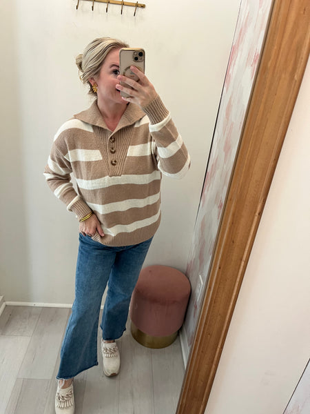 Quarter Button Striped Swter Camel