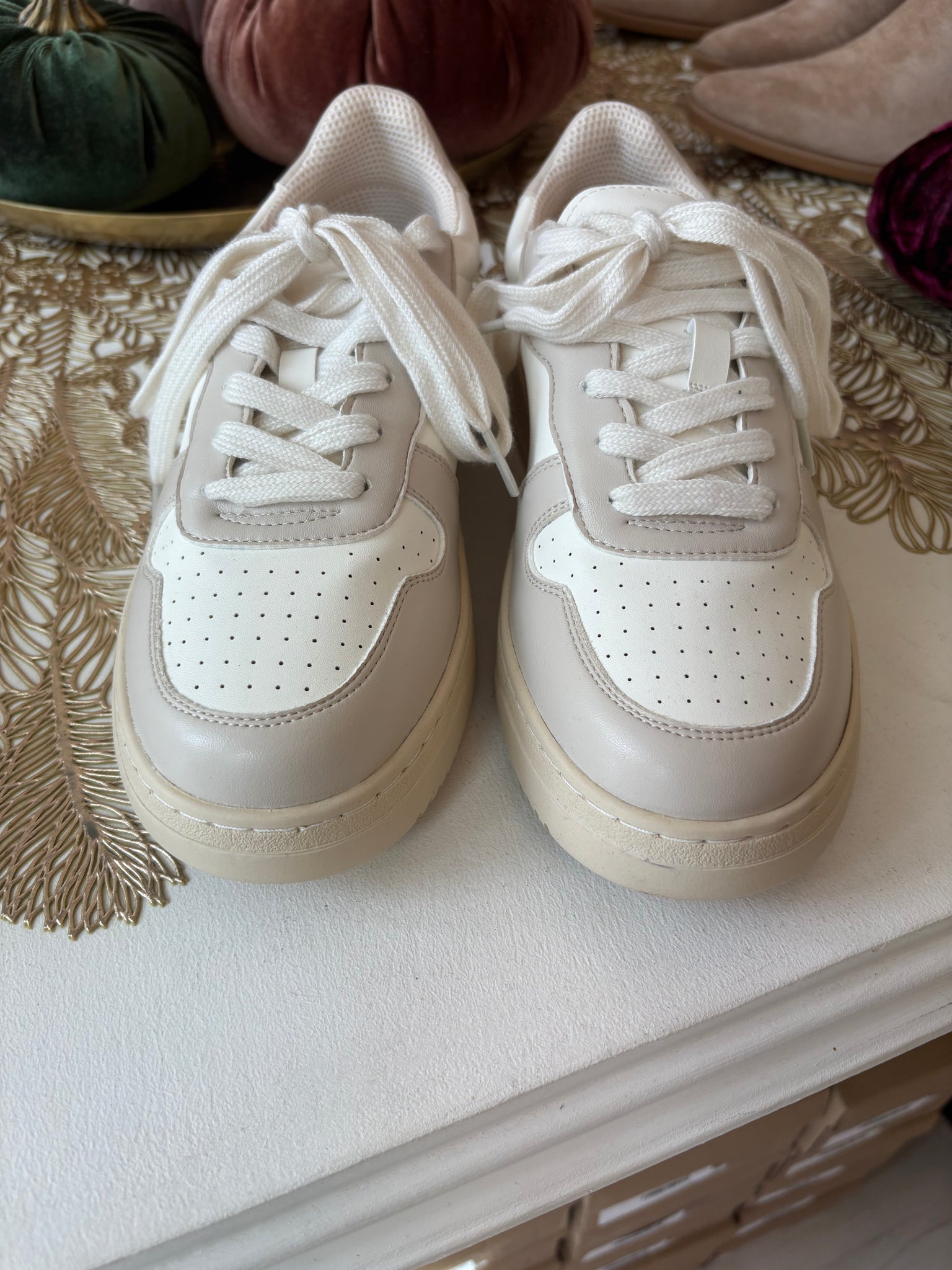 Lottie Sneaker Beige