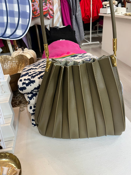 Pleated Leather Purse - Olive