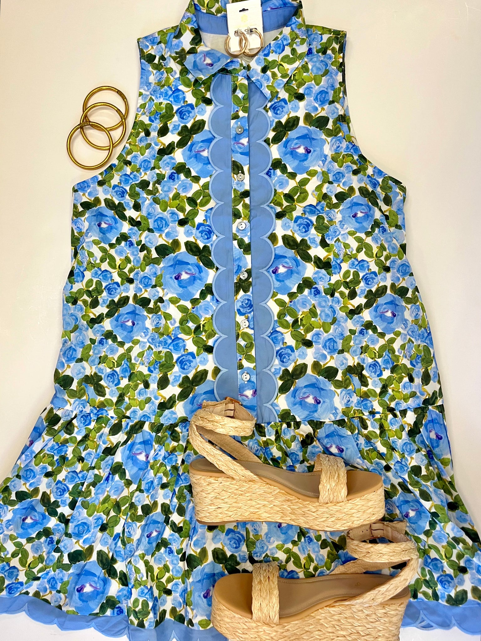 Flowers and Scallops Slvless Dress