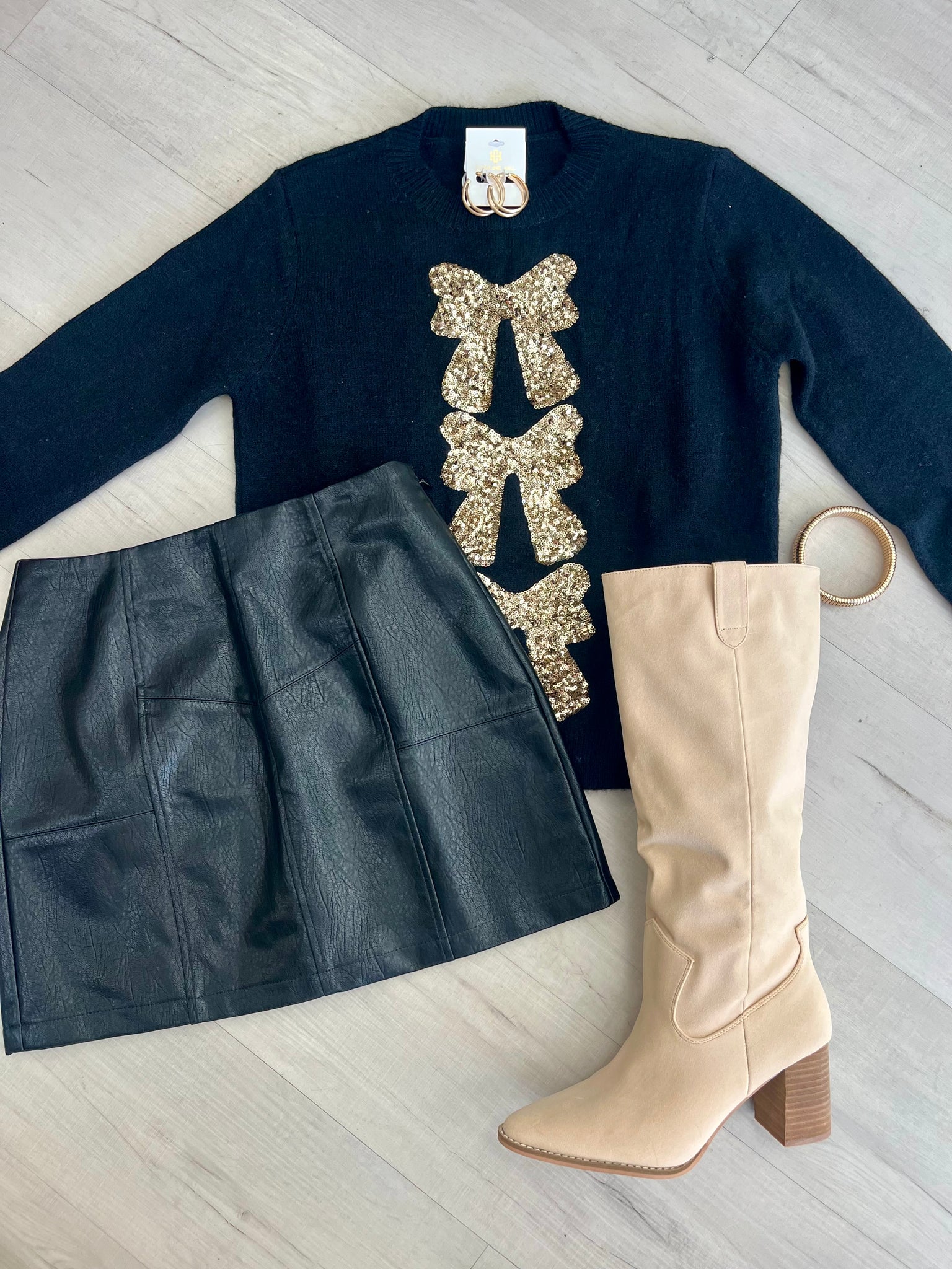 Gold Sequin Bow Sweater Blk