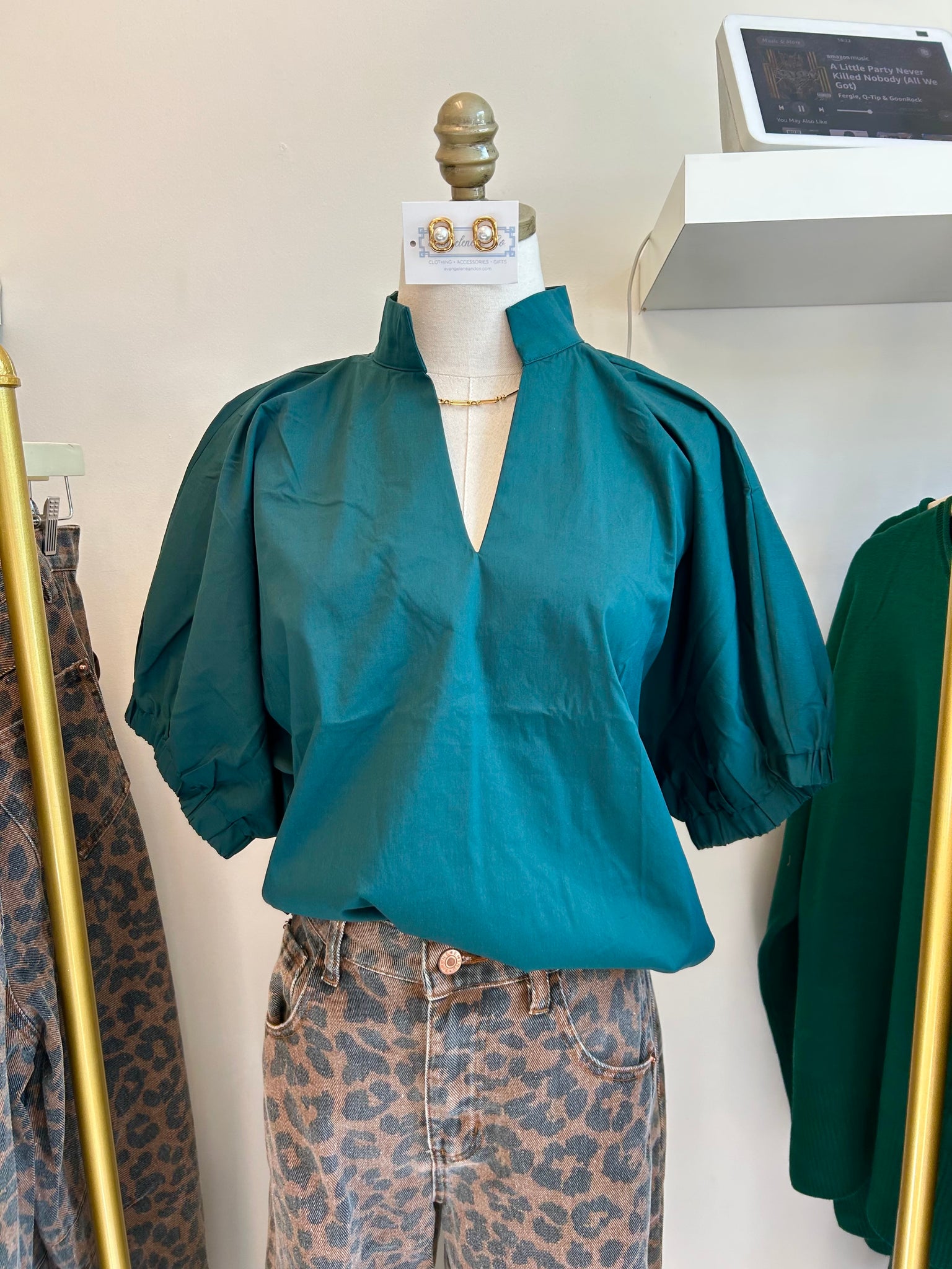 Alex 3/4 Slv VNeck Top Grn