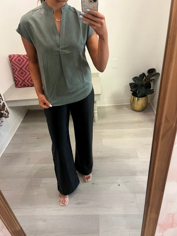 Matte Drop Sholder Blouse Olive Gr
