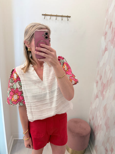 Bella Floral Embroidered Slv Top