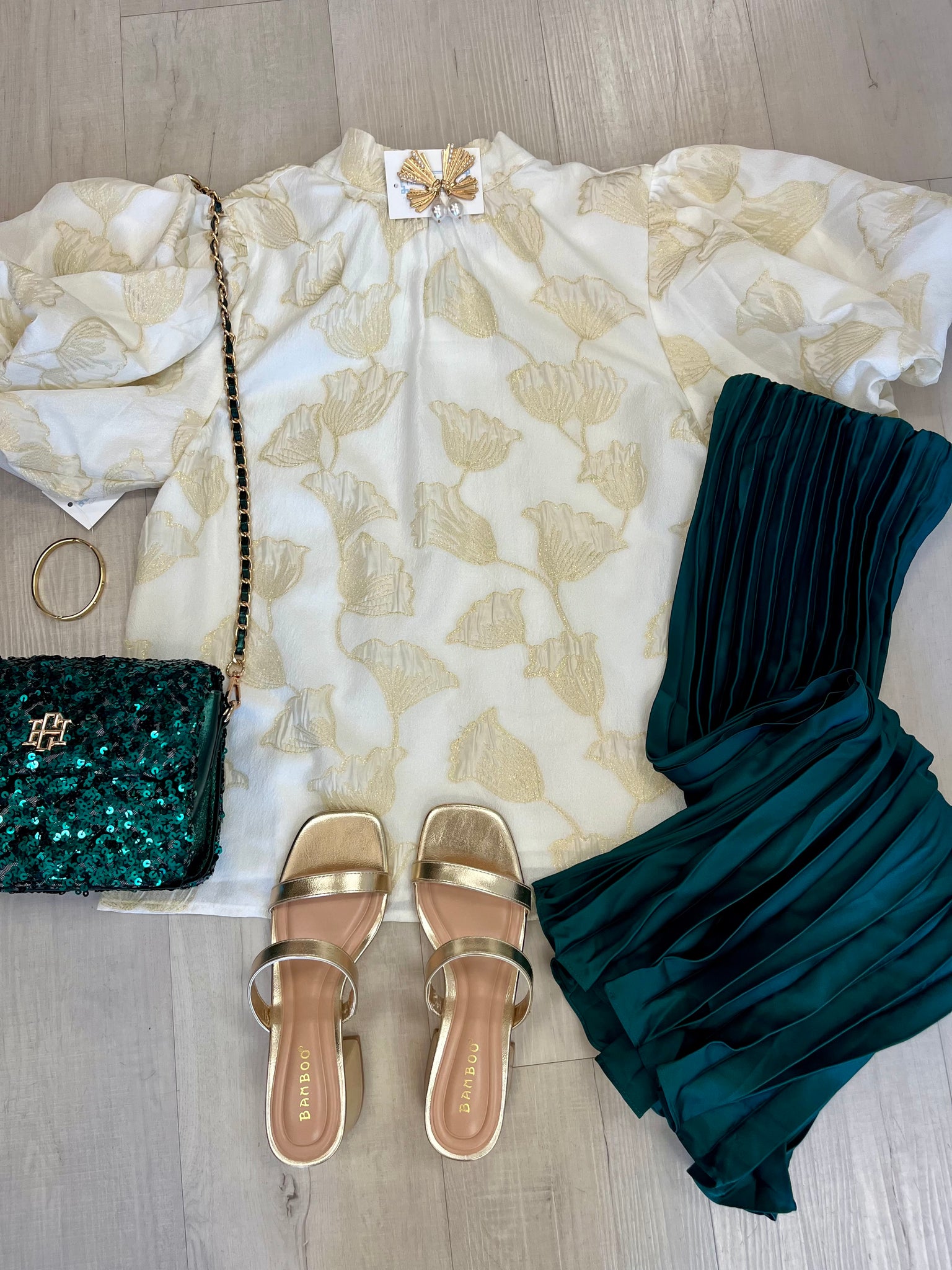 Ivory Puff Slv Metallic Floral Top