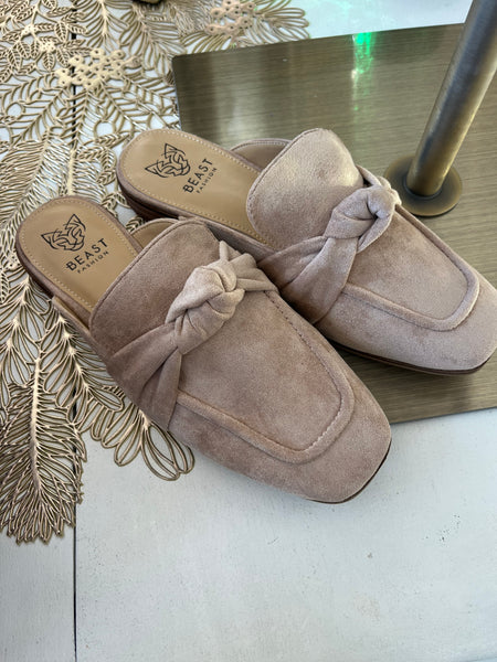 Mallory Square Toe Mule Taupe