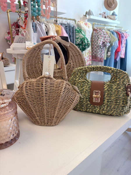 Sea Shell Straw Purse