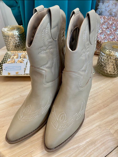 Reeve Cowboy Boot