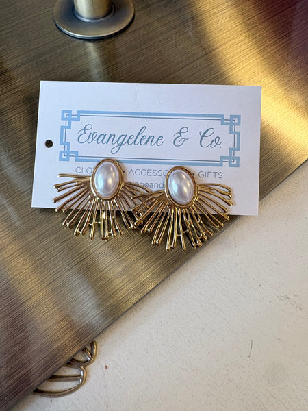 Gold Fan Pearl Earrings