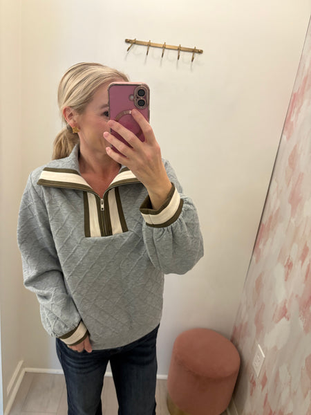 Quilted 1/2 Zip Collared Sweater