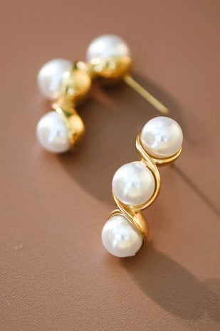 Three Pearl Drop Earring